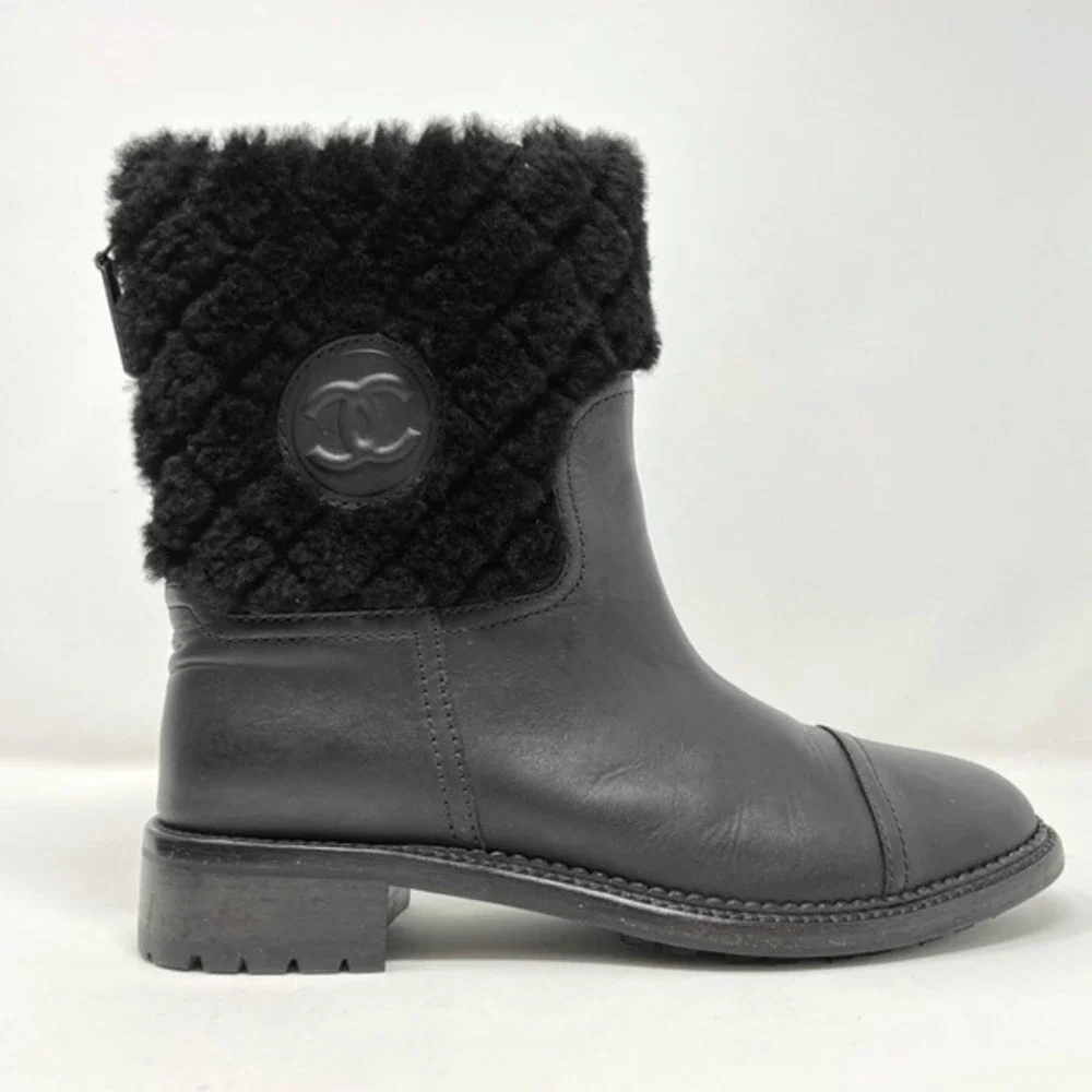 Chanel Quilted‎ Leather Shearling CC Mid Calf Winter Boots Black EU 39.5